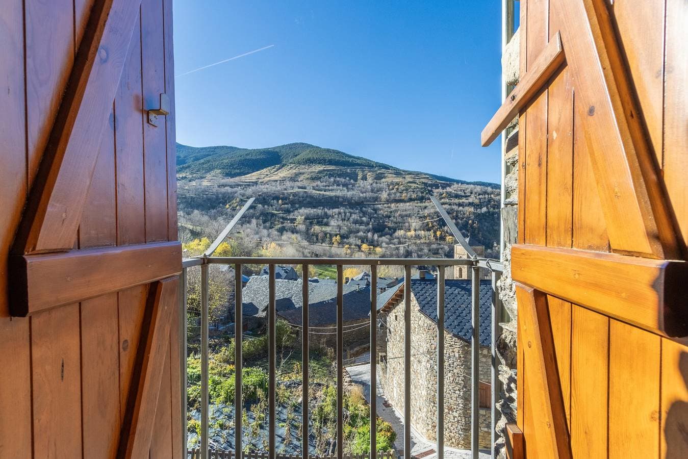 Foto 3 von 21: Finca 'Casa Garbot' mit Bergblick und Privatem Garten