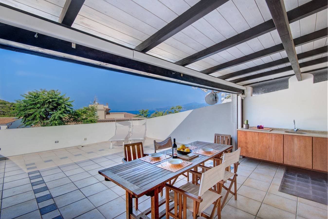 Foto 5 von 26: Ferienhaus für 5 Personen mit Terrasse