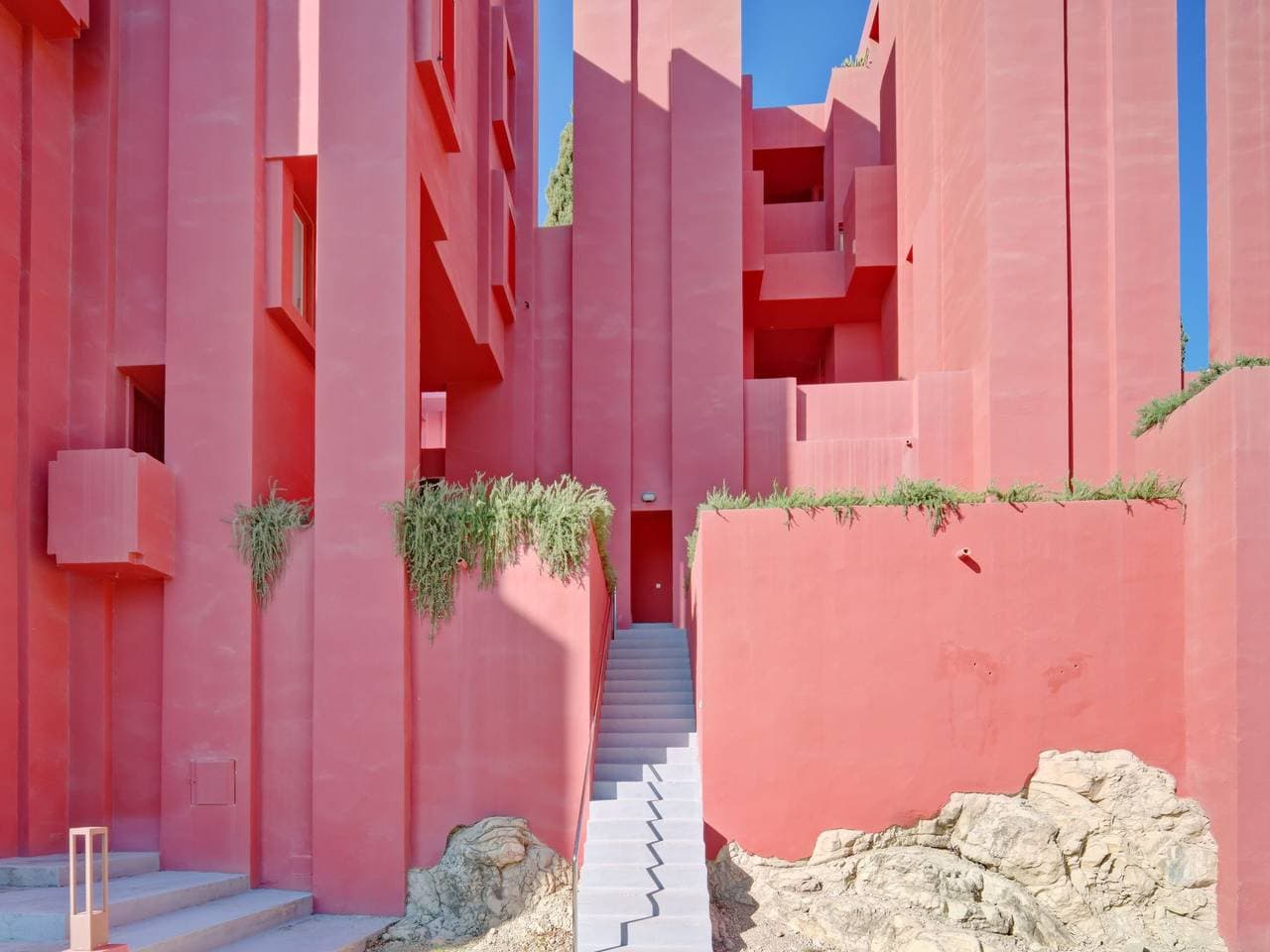 Foto 12 von 24: Muralla Roja