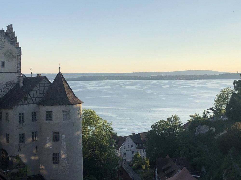Foto 6 von 26: Winzerhäusle Meersburg - Fährblick-modernes Studio mit Seesicht