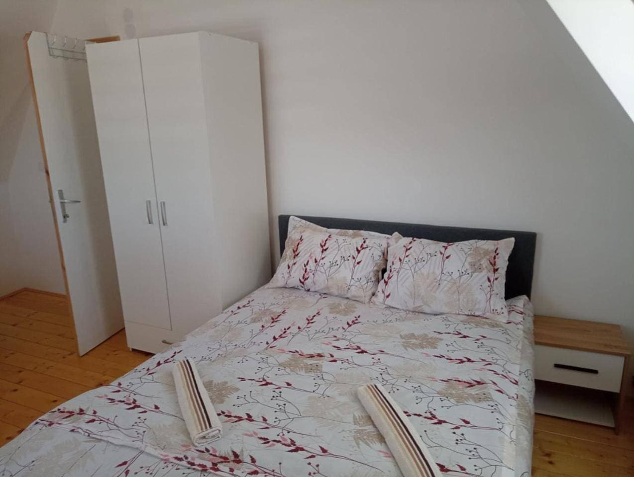 Foto 12 von 20: Two-Bedroom House