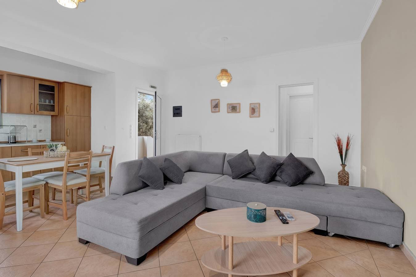 Foto 3 von 21: Ferienwohnung 'Elaia 1' mit Meerblick, WLAN und Klimaanlage