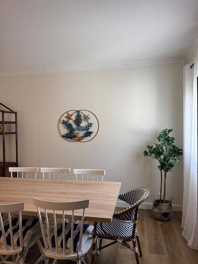 Foto 3 von 16: Three-Bedroom Holiday Home