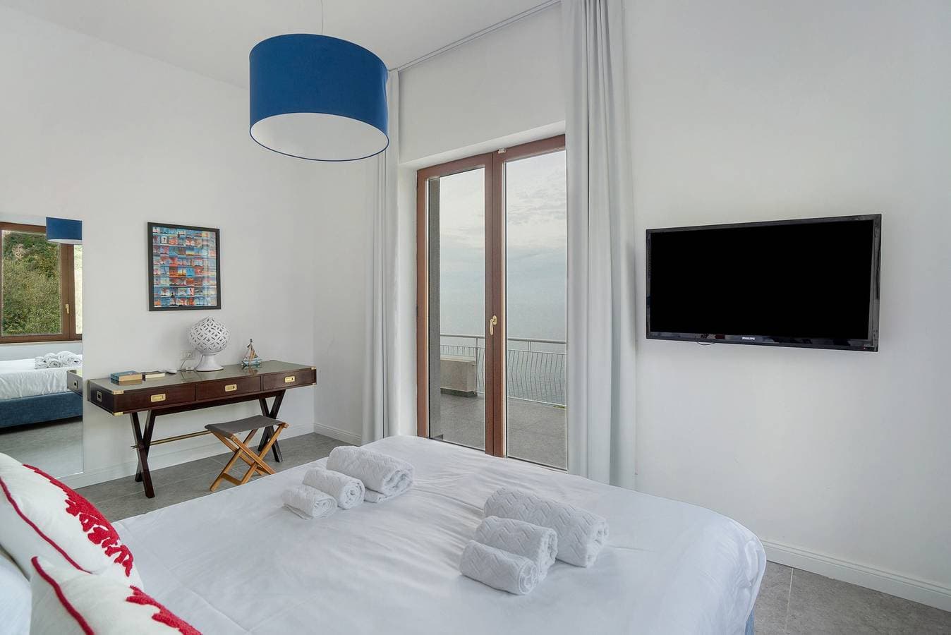 Foto 10 von 39: Luxury Villa – La Balena Blu mit Pool und Meerblick