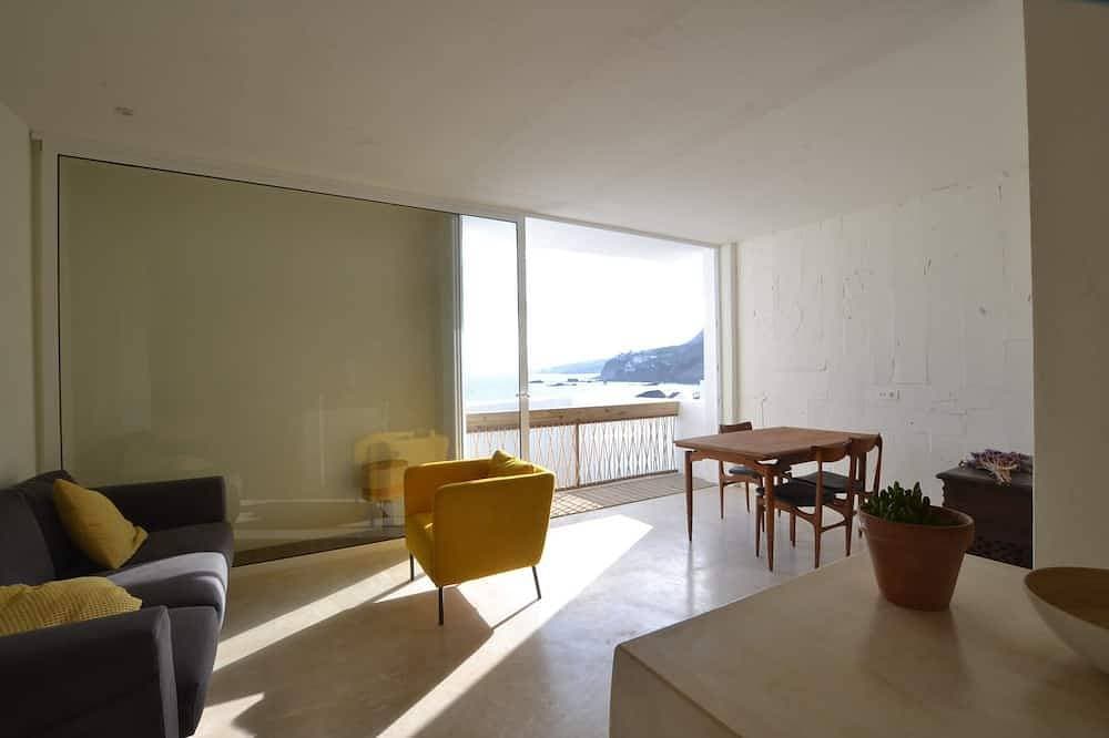 Foto 10 von 26: Haus für einen Dichter mit Meerblick