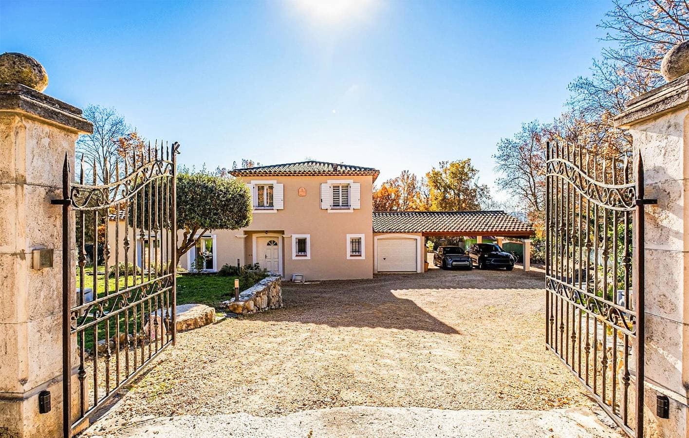 Geräumige 2-Zimmer-Wohnung mit Pool, in der Nähe von Montauroux und Sehenswürdigkeiten 1