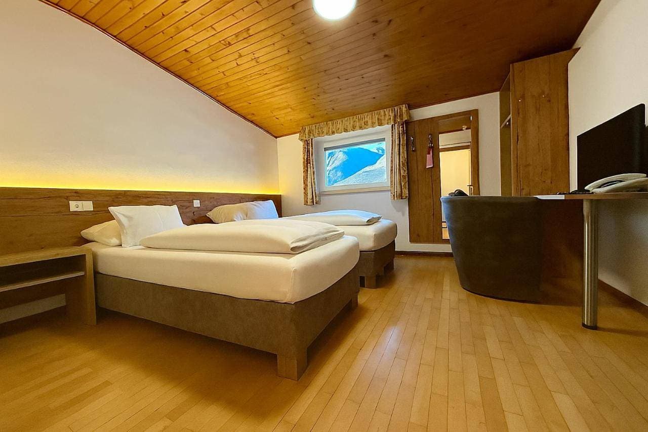 Foto 4 von 7: Standard Double Room