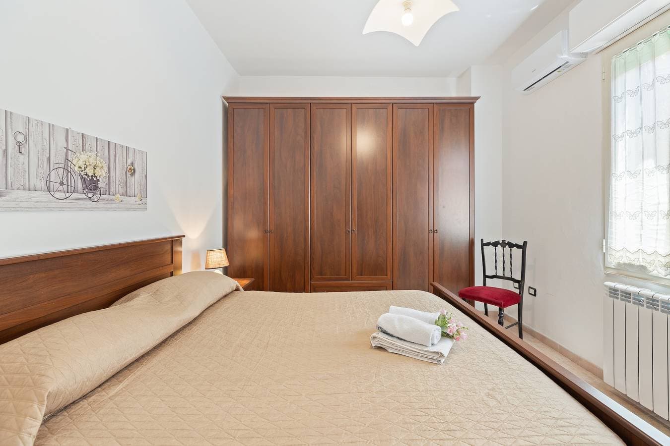 Foto 13 von 25: Ferienhaus 'Mari E Monti' mit Meerblick, WLAN und Klimaanlage