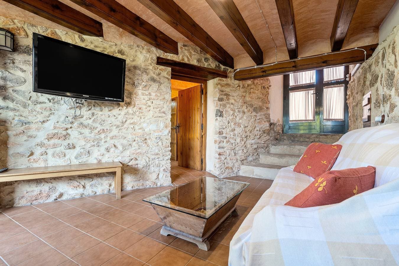 Foto 7 von 41: Finca "Lo Paller" mit Bergblick, Gemeinschaftspool und WLAN