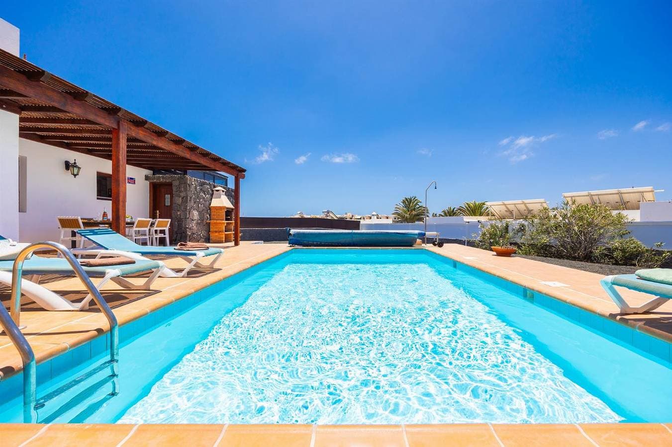 Foto 2 von 21: Villa für 4 Personen mit Terrasse