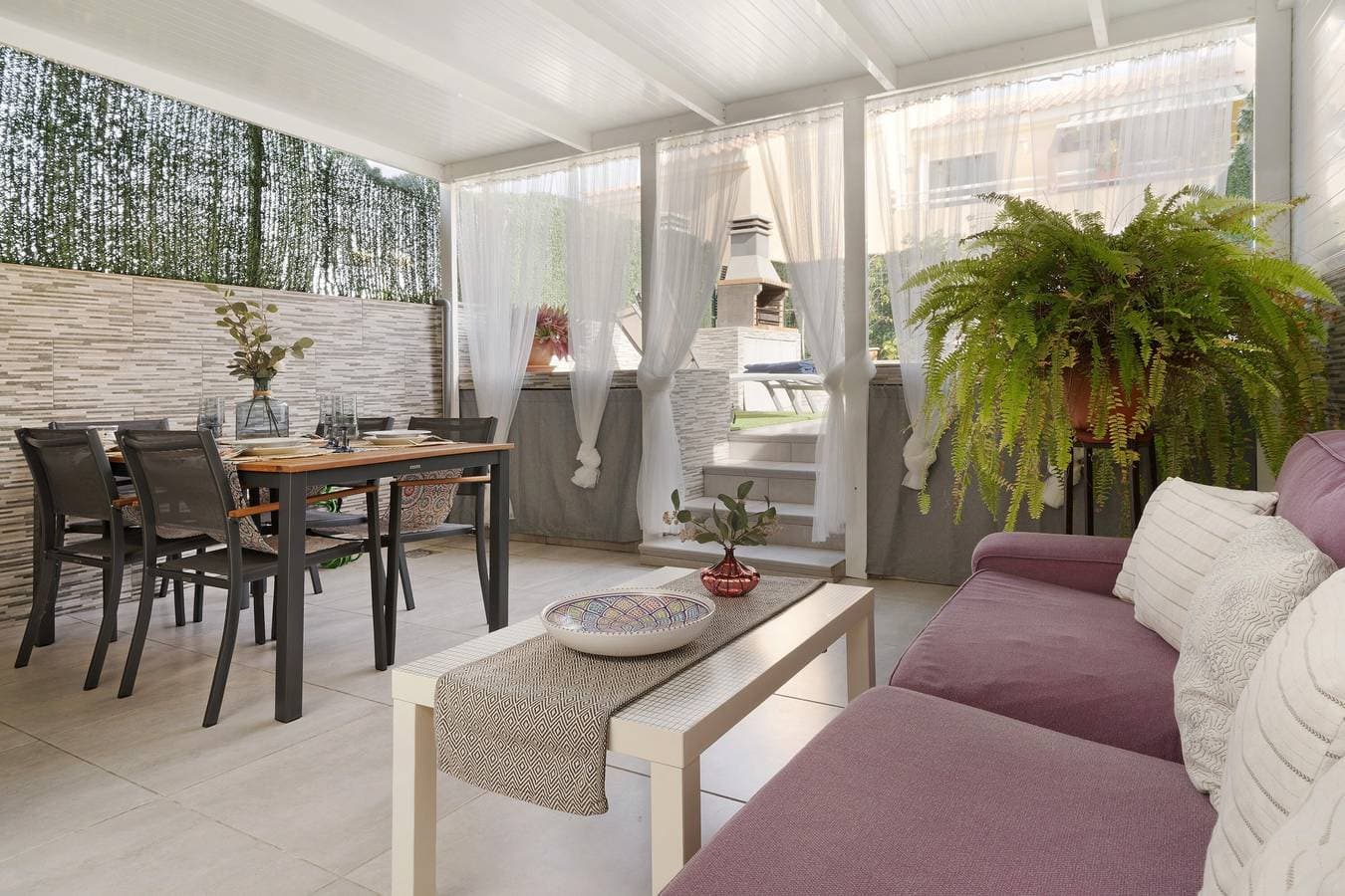 Foto 4 von 27: Ferienhaus „Bungalow Sonemar Paradise“ mit Gemeinschaftspool und WLAN