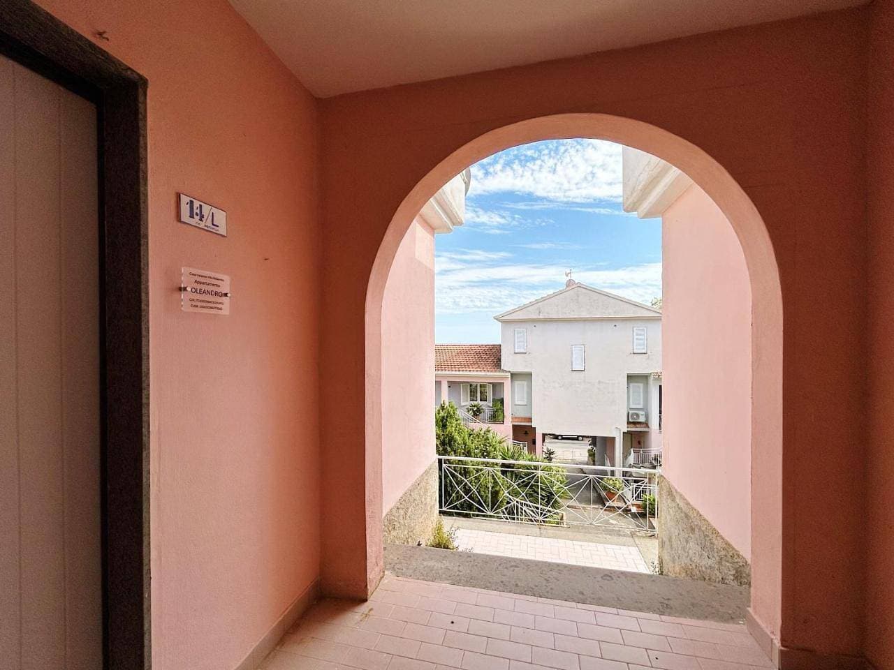 Foto 9 von 35: Two-Bedroom Apartment with Terrace and Sea View