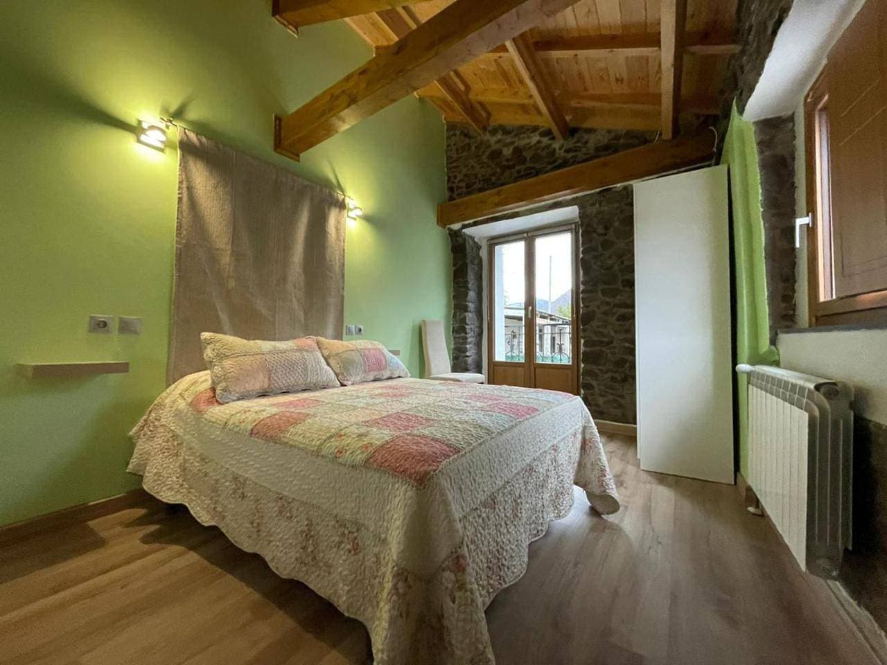 Foto 7 von 16: Three-Bedroom Chalet