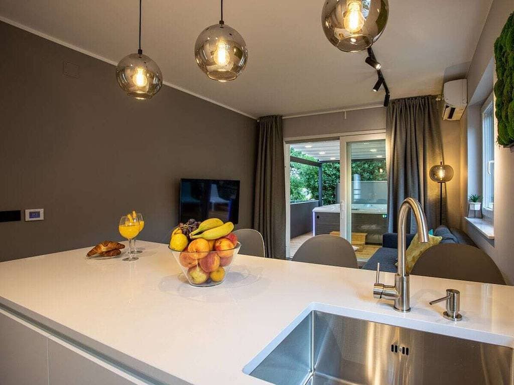 Foto 6 von 47: Ferienwohnung in Baška mit Schwimmbecken
