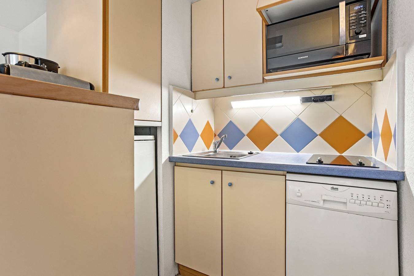Foto 8 von 24: Einzimmerapartment 'Les Parfums De Mimosas' mit privater Terrasse und Klimaanlage
