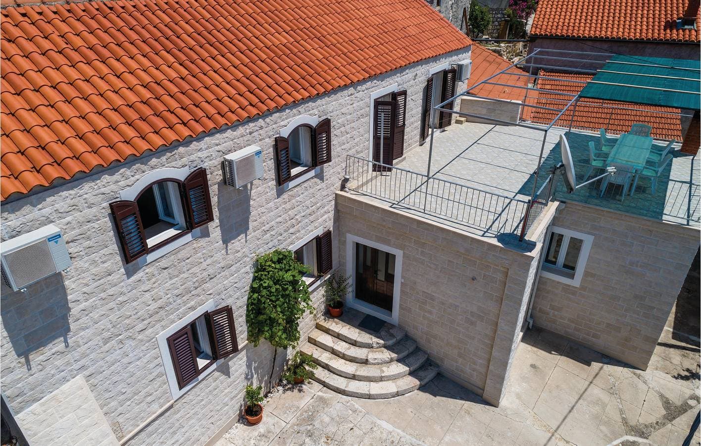 Foto 4 von 29: Gemütliche Ferienwohnung mit Terrasse, 200 m zur Küste und 2 km zum Stadtzentrum von Slano