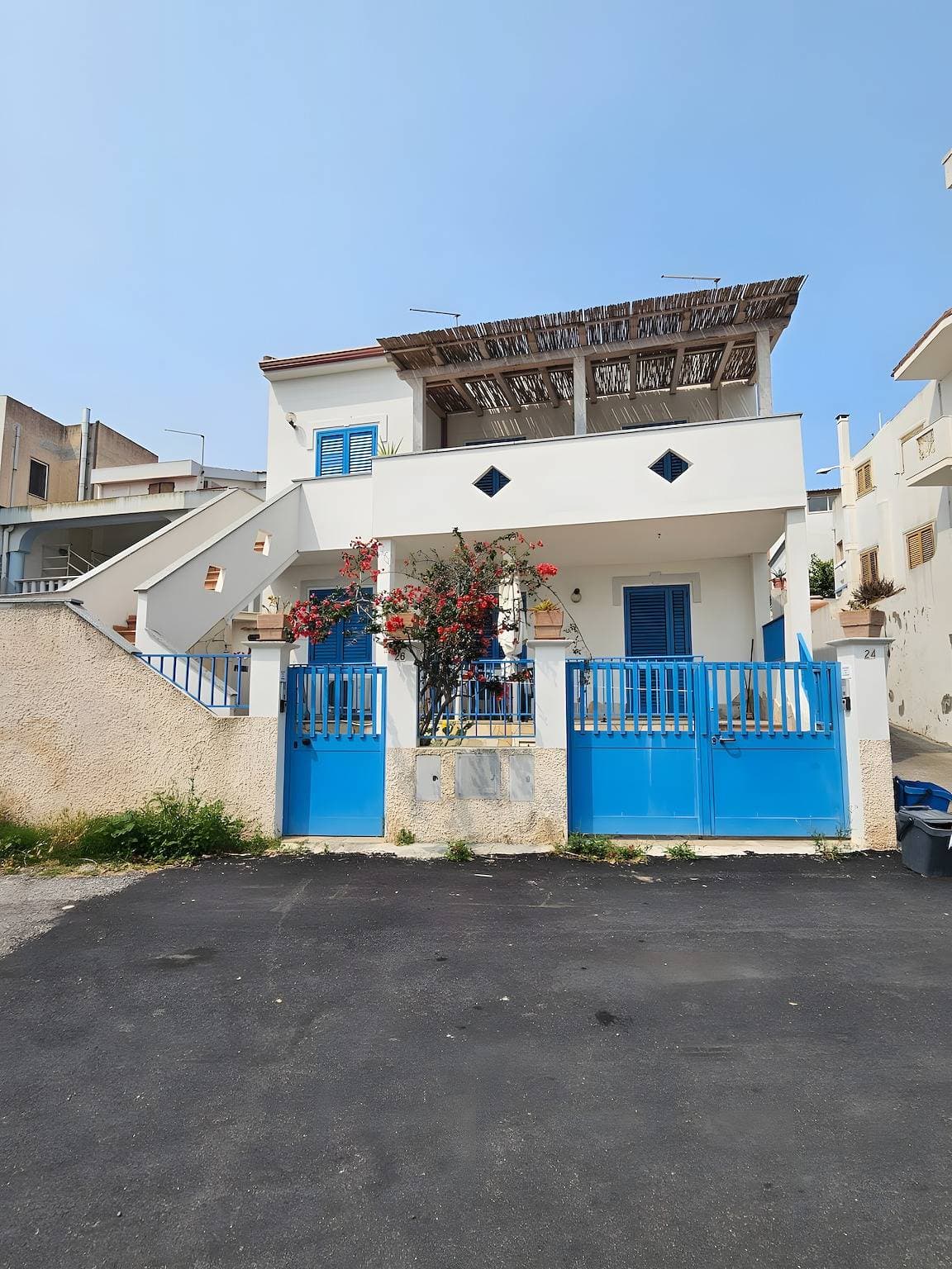 Foto 2 von 28: Ferienhaus Casa Vacanze 21 Aprile - 1 mit Meerblick und Terrassen