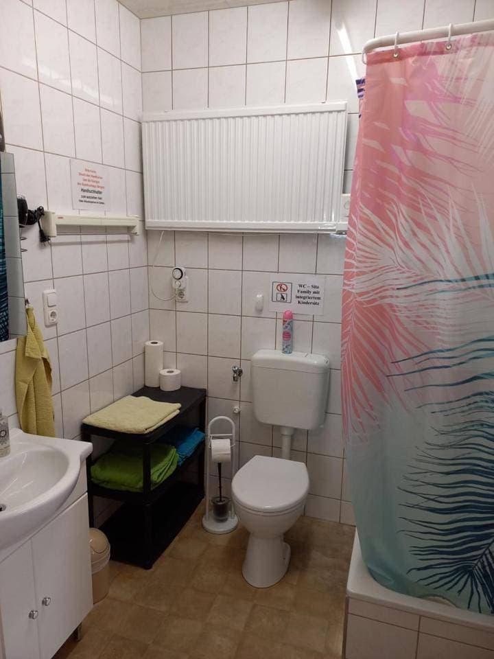 Foto 7 von 13: One-Bedroom Apartment with Shower