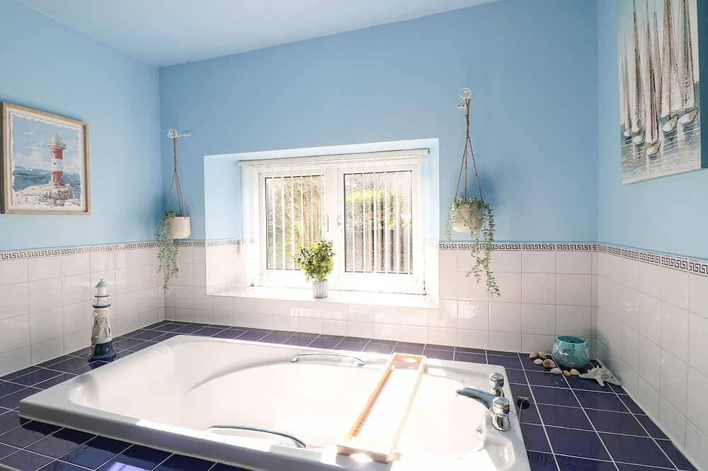 Foto 8 von 30: The Old Post Office, pet friendly, with hot tub in Wirksworth
