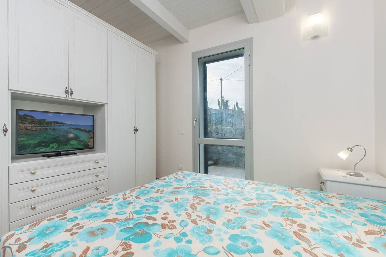 Foto 11 von 16: Ferienwohnung für 6 Personen mit Garten