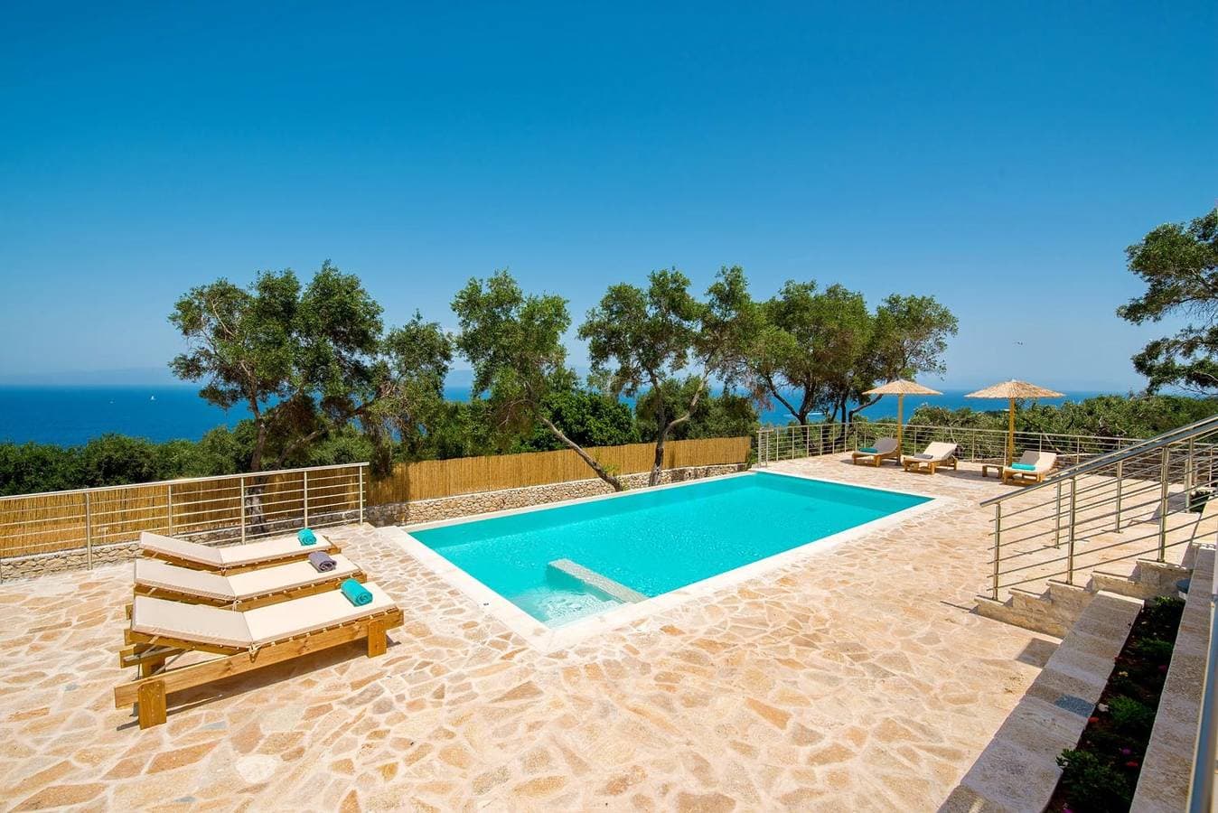 Foto 6 von 23: Villa für 8 Personen mit Garten