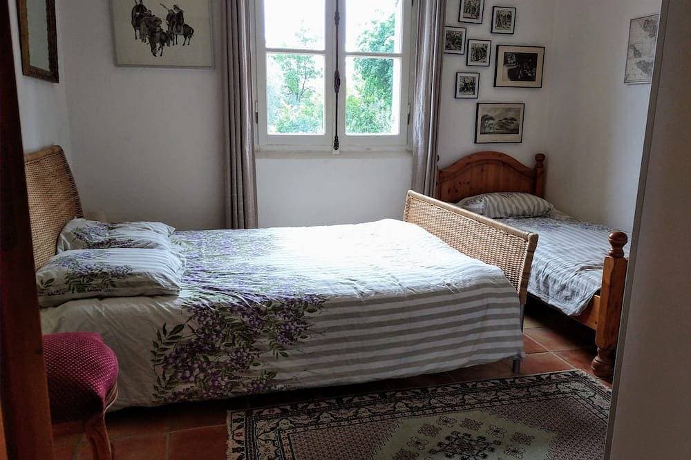 Foto 2 von 30: Charmante Villa, 15 km von Nizza Mittlere Berge Mit Aussicht Und Schwimmbad