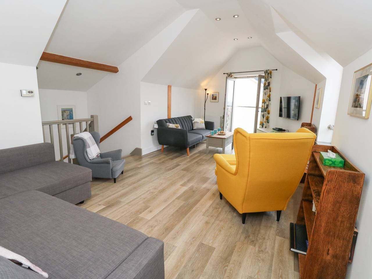 Foto 7 von 43: Cottage für 4 Personen mit Balkon