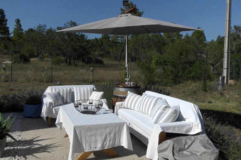Foto 10 von 30: Calme Absolu sur 15 Hectares Privés en Colline, Animaux Admis, Piscine Chauffée