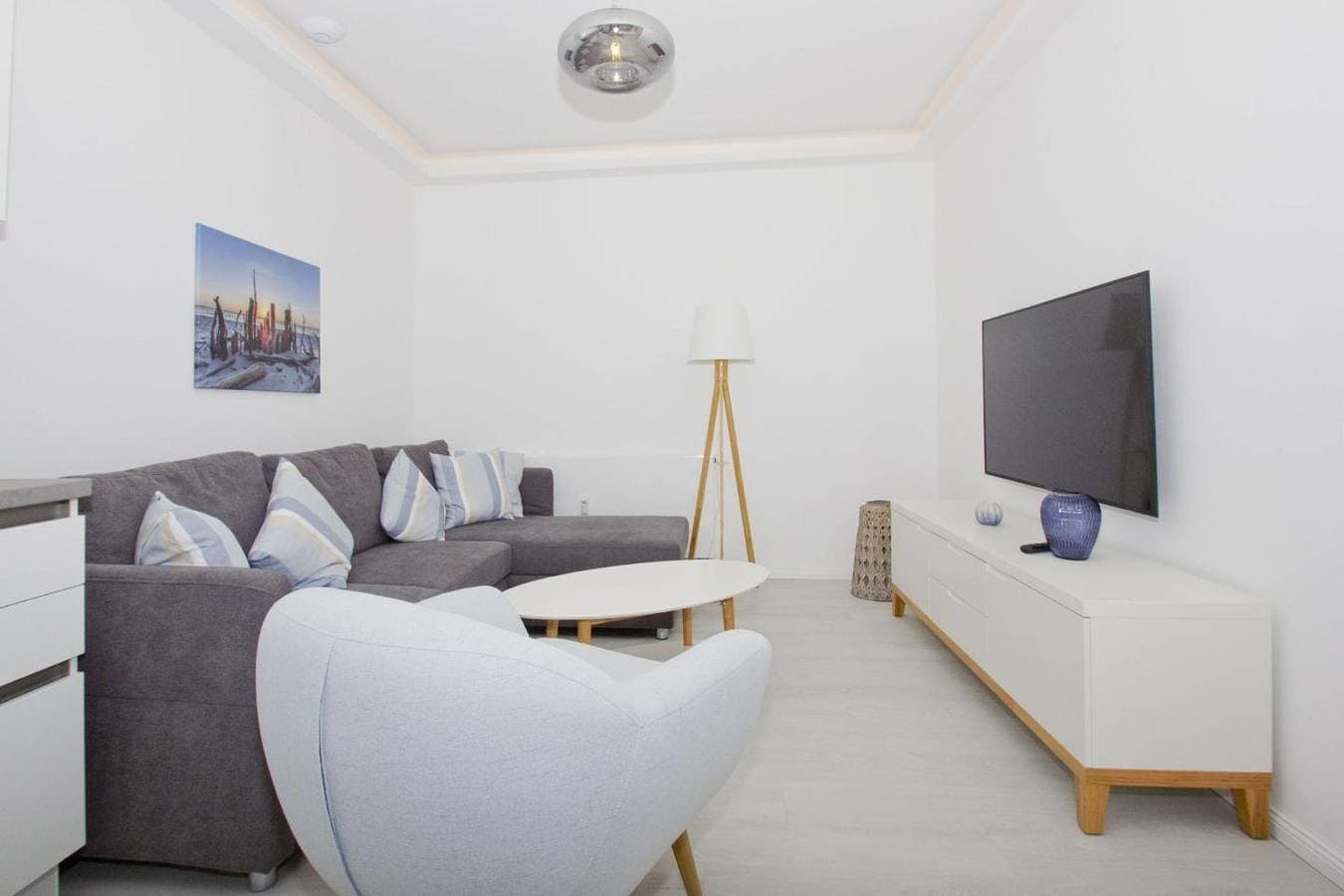 Foto 6 von 20: Moderne Ferienwohnung mit eigener Terrasse - Haus Inselwind FeWo MEERsalz