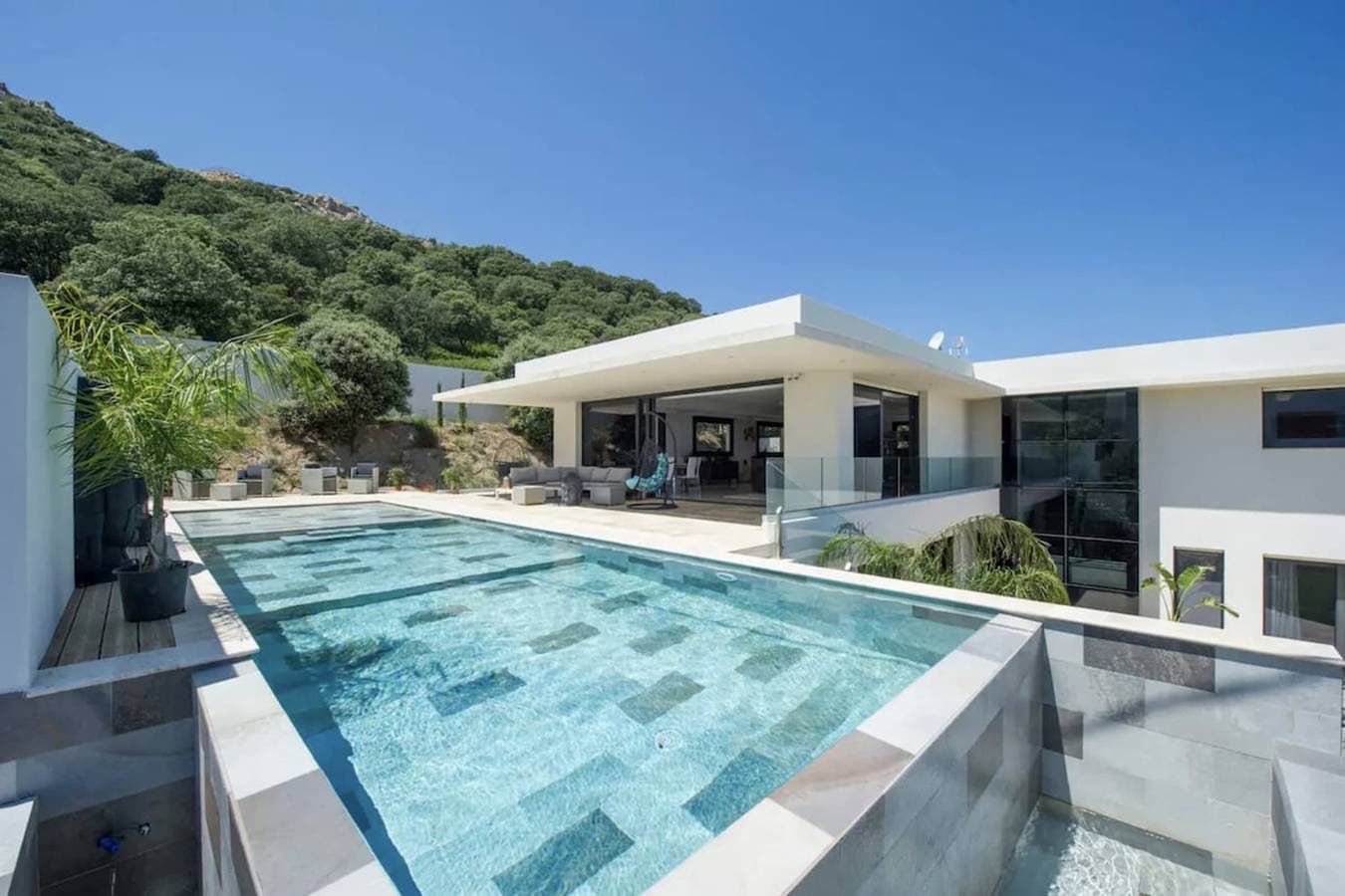 Villa Mizar 1