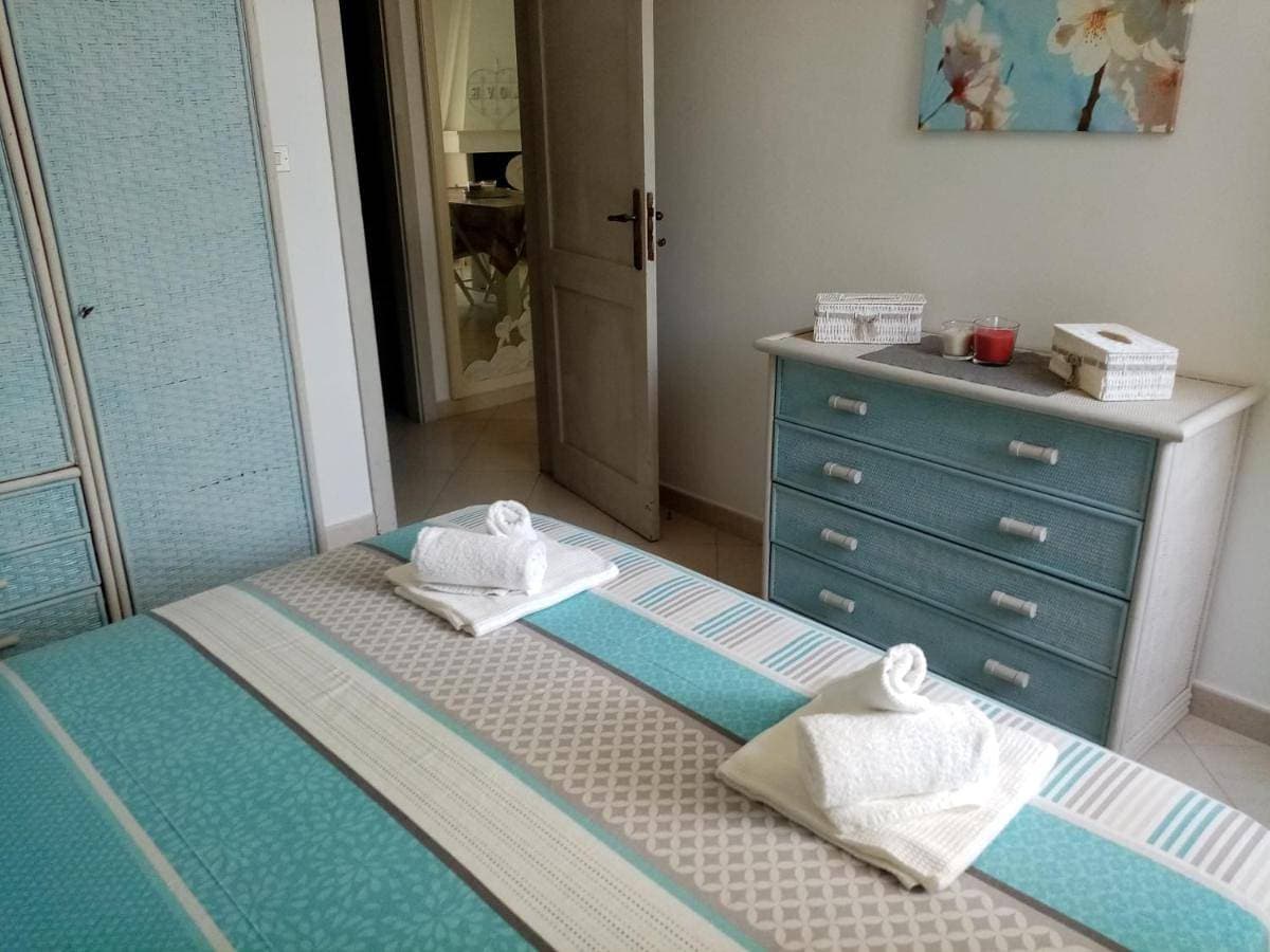 Foto 3 von 52: Two-Bedroom Apartment with Sea View