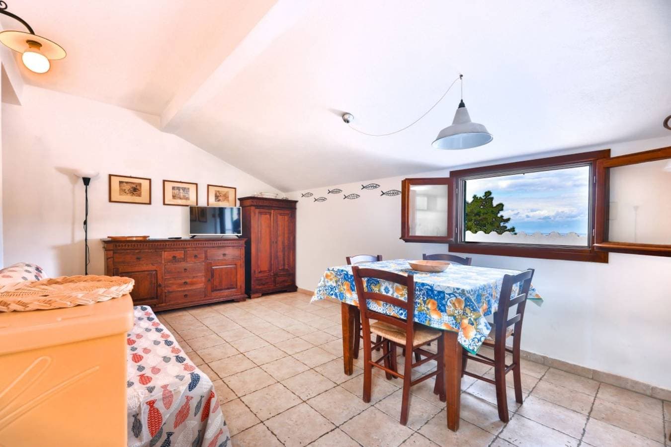 Foto 7 von 21: Ferienwohnung für 6 Personen mit Terrasse