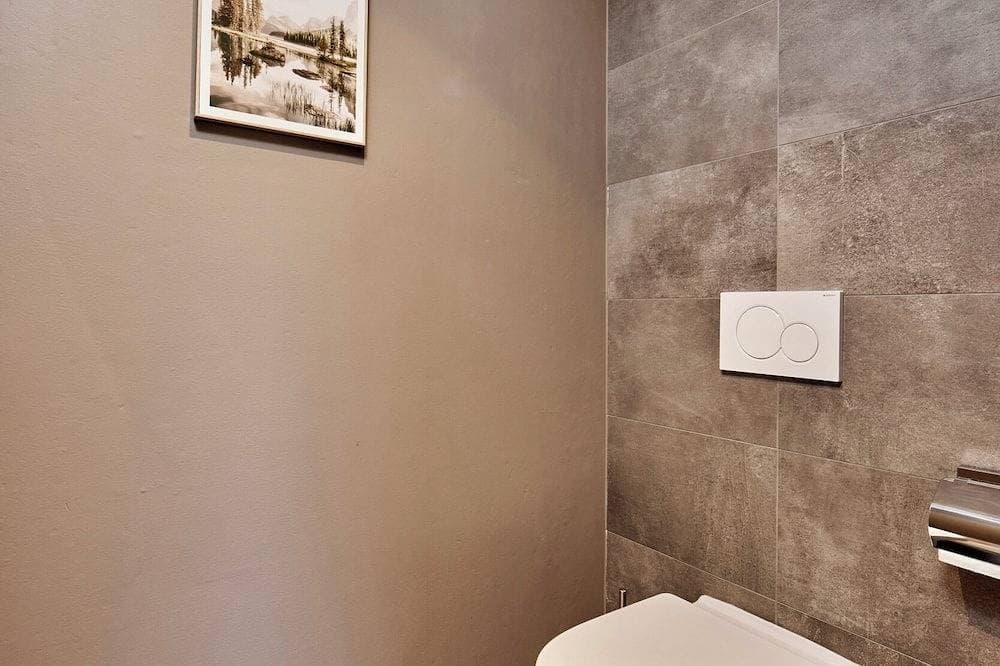 Foto 9 von 30: Neu! Deluxe Apartment Zugspitze mit Pool, Sauna, am Golfplatz und Zugspitzblick