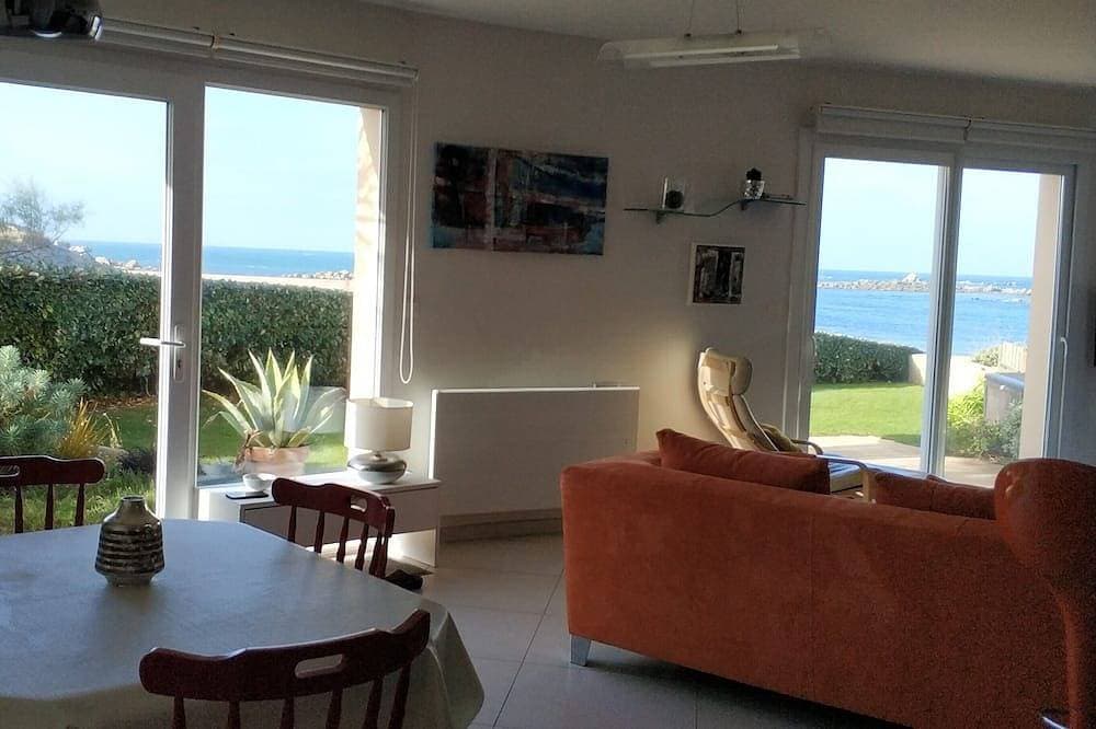 Foto 5 von 30: Atemberaubende Aussicht für diese wunderschöne Wohnung am Wasser.
