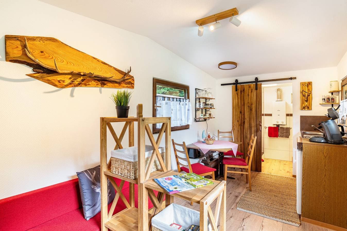 Foto 7 von 31: Ferienhaus 'Am Bach' mit privater Terrasse und privatem Garten