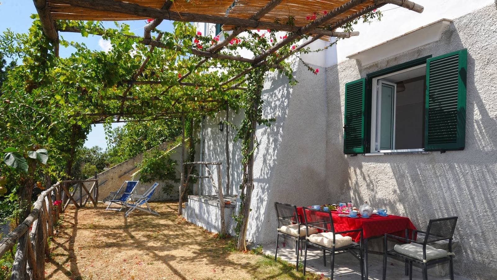 Foto 9 von 21: Ferienwohnung für 4 Personen mit Garten