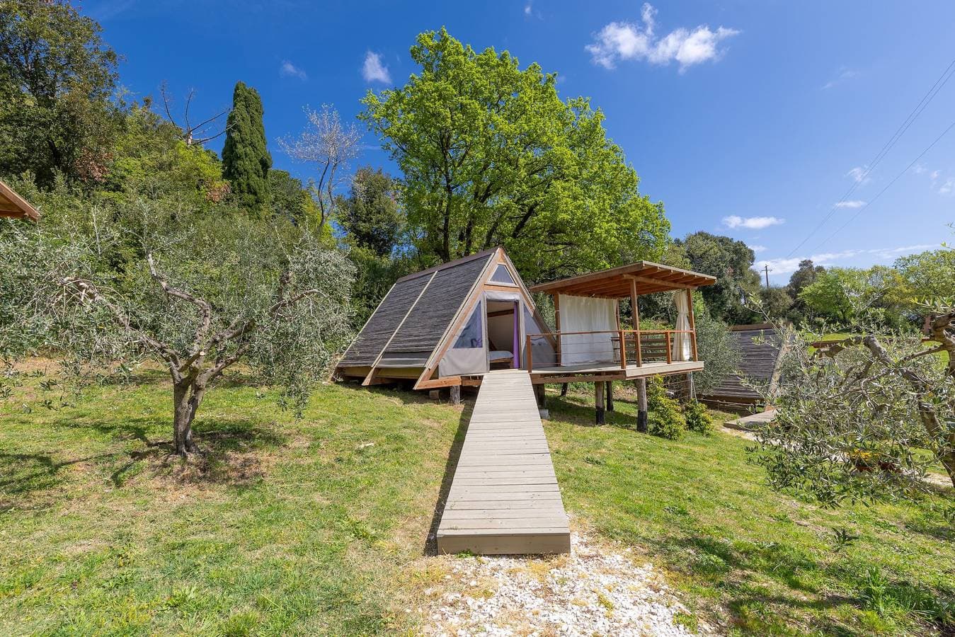 Foto 13 von 39: Tiny Home 'Glamping - Il Sorbo' mit privatem Garten