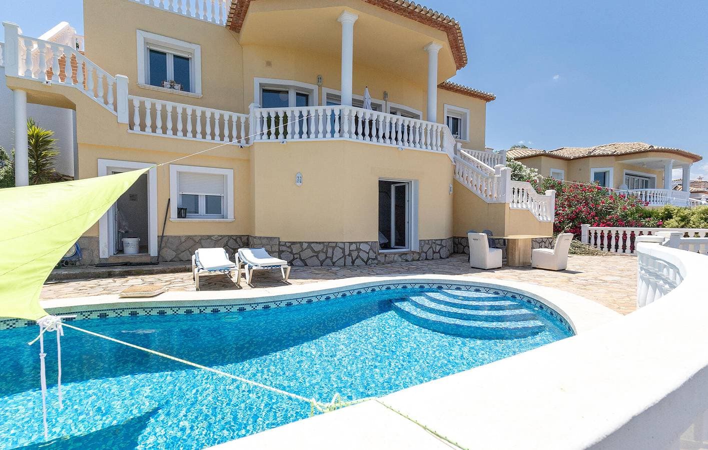 Foto 3 von 32: Gemütliches Orba-Apartment mit Pool, Parkplatz und Terrasse