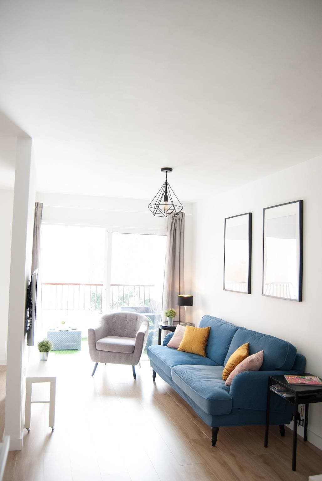 Foto 8 von 42: Ferienwohnung für 4 Personen mit Terrasse
