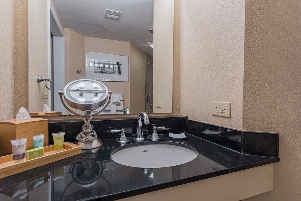 Foto 12 von 40: SeaGlass Tower ™ - Myrtle Beach - Standard mit 1 Schlafzimmer - eingeschränkte Sicht