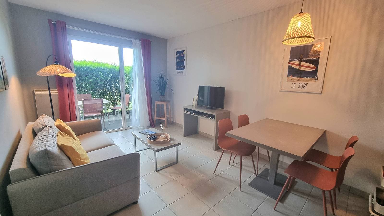 Foto 13 von 17: Ferienwohnung für 4 Personen mit Terrasse