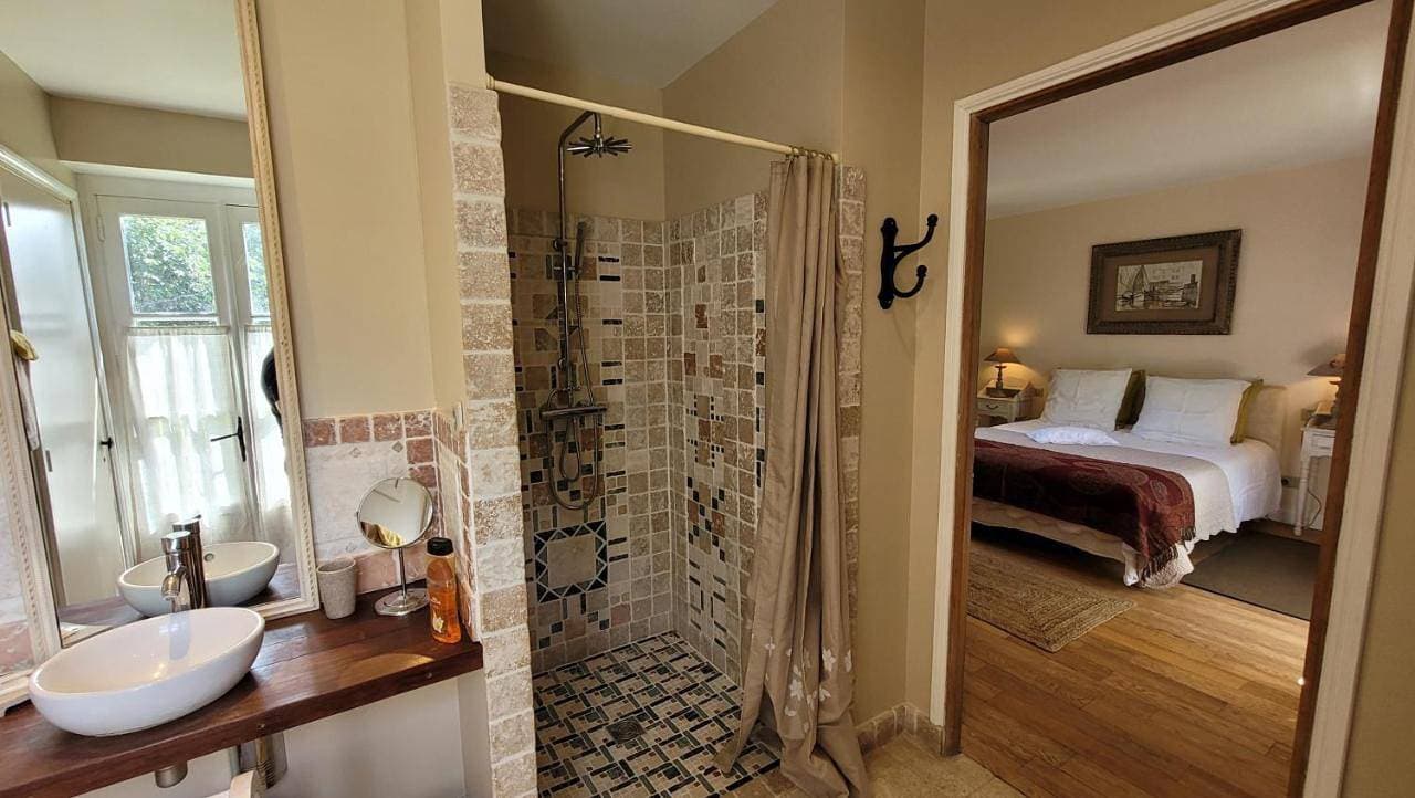 Foto 13 von 14: Deluxe Double Room with Shower-Figuier
