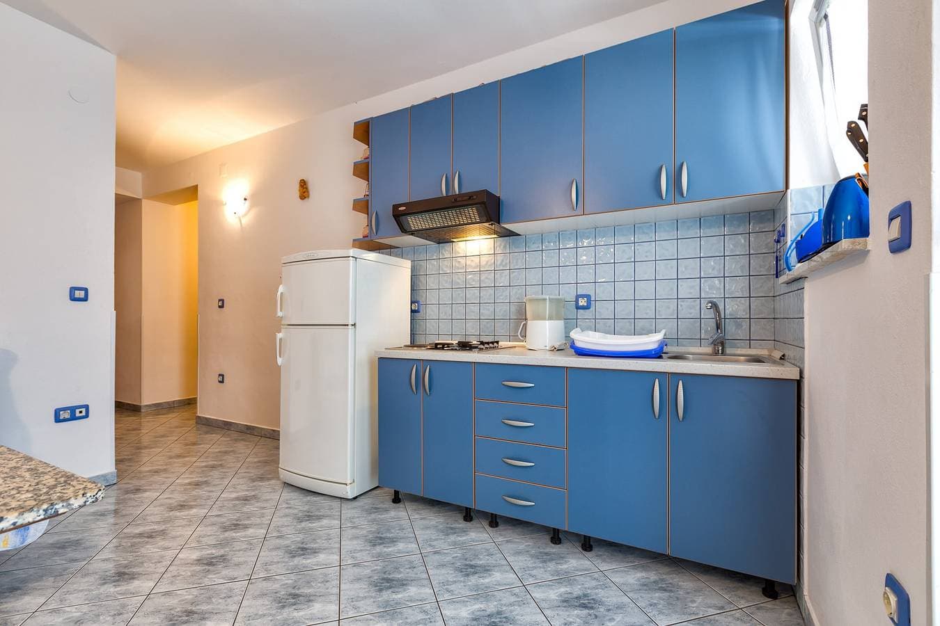 Foto 13 von 19: 1-Zimmer-Ferienwohnung mit Terrasse und Meerblick Mali Losinj, Losinj -a