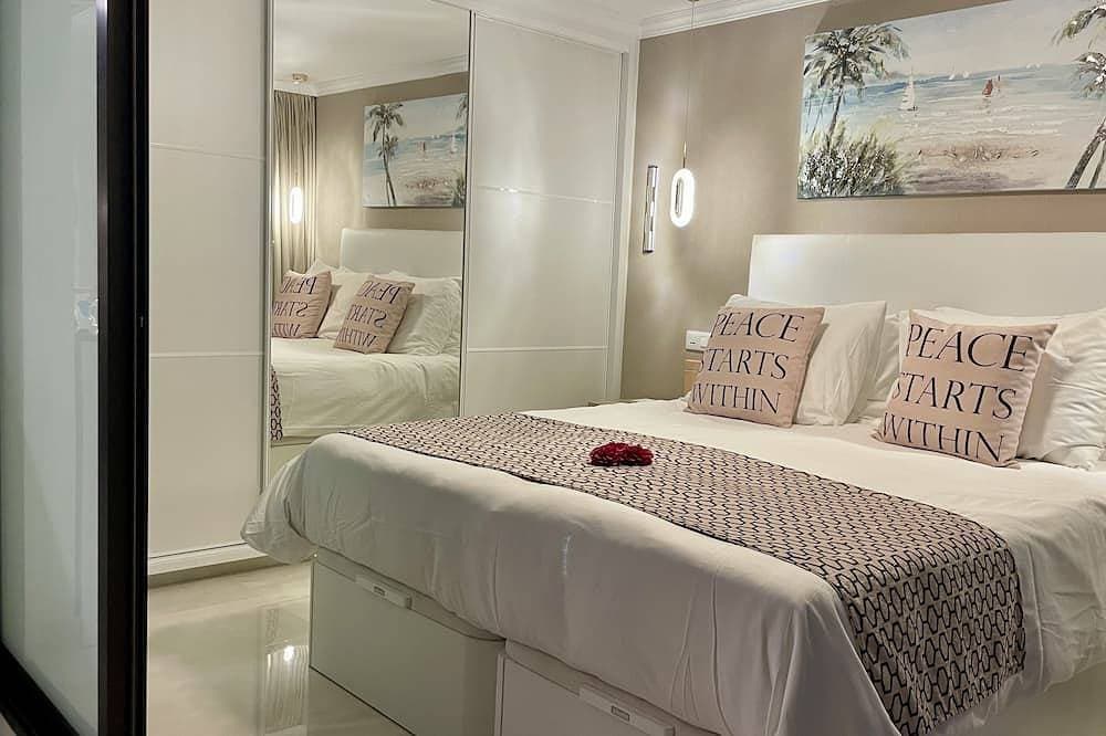 Foto 2 von 24: Seaside Bliss: Spectacular View, Beachfront Haven