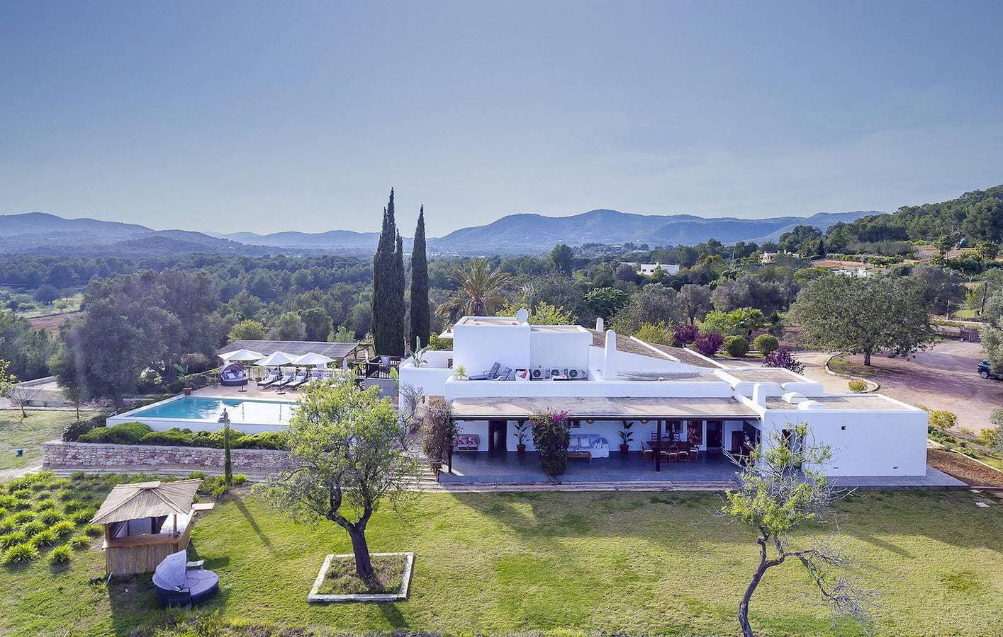 Paradies mit Meerblick und Pool: Cala Llenya 2km 1