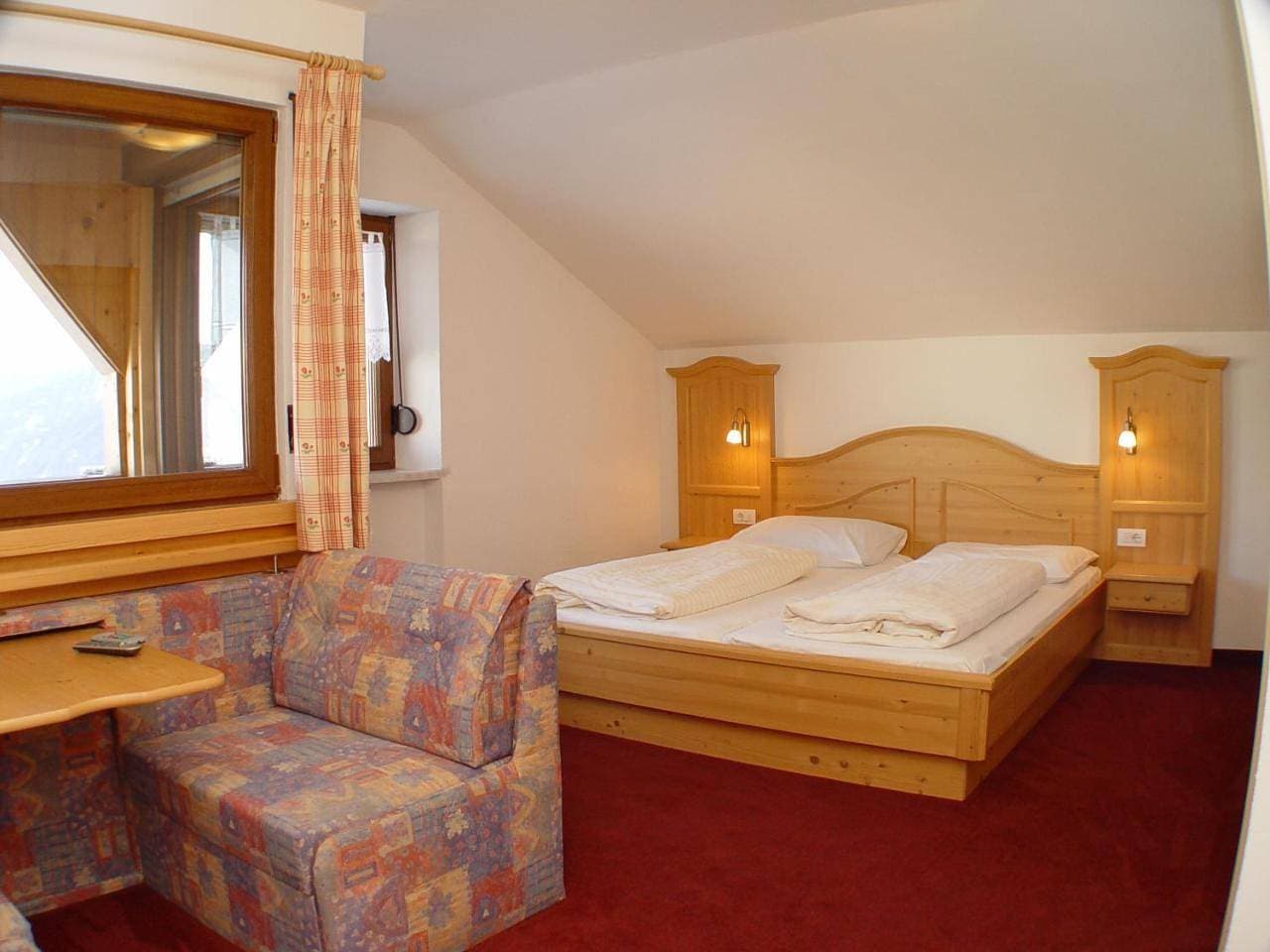 Foto 6 von 14: Double Room with Balcony