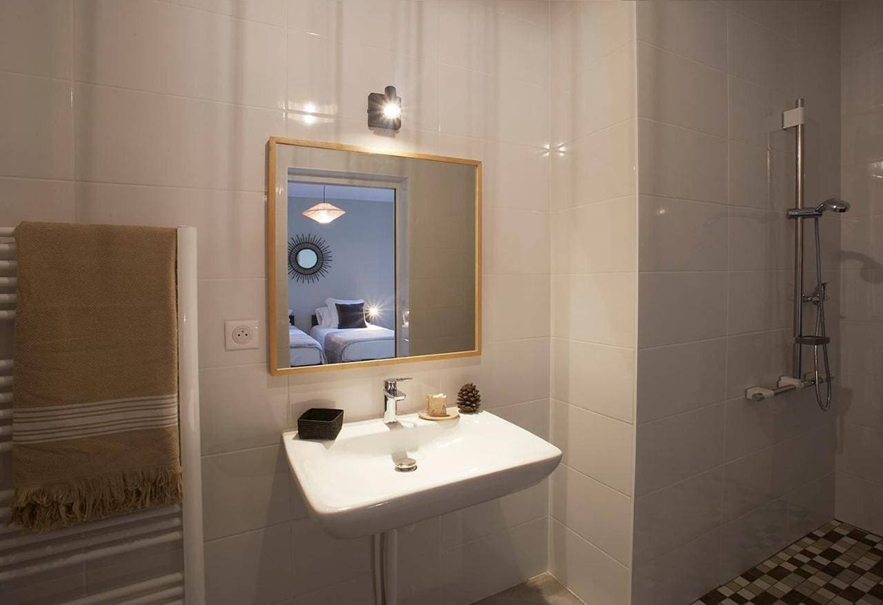 Foto 8 von 9: Double or Twin Room - Disability Access