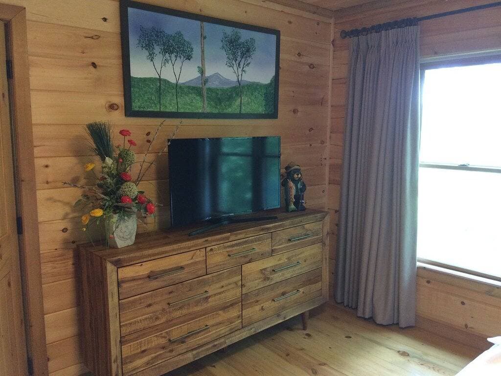 Foto 11 von 49: Luxus-Blockhaus - feines Kabinenleben!