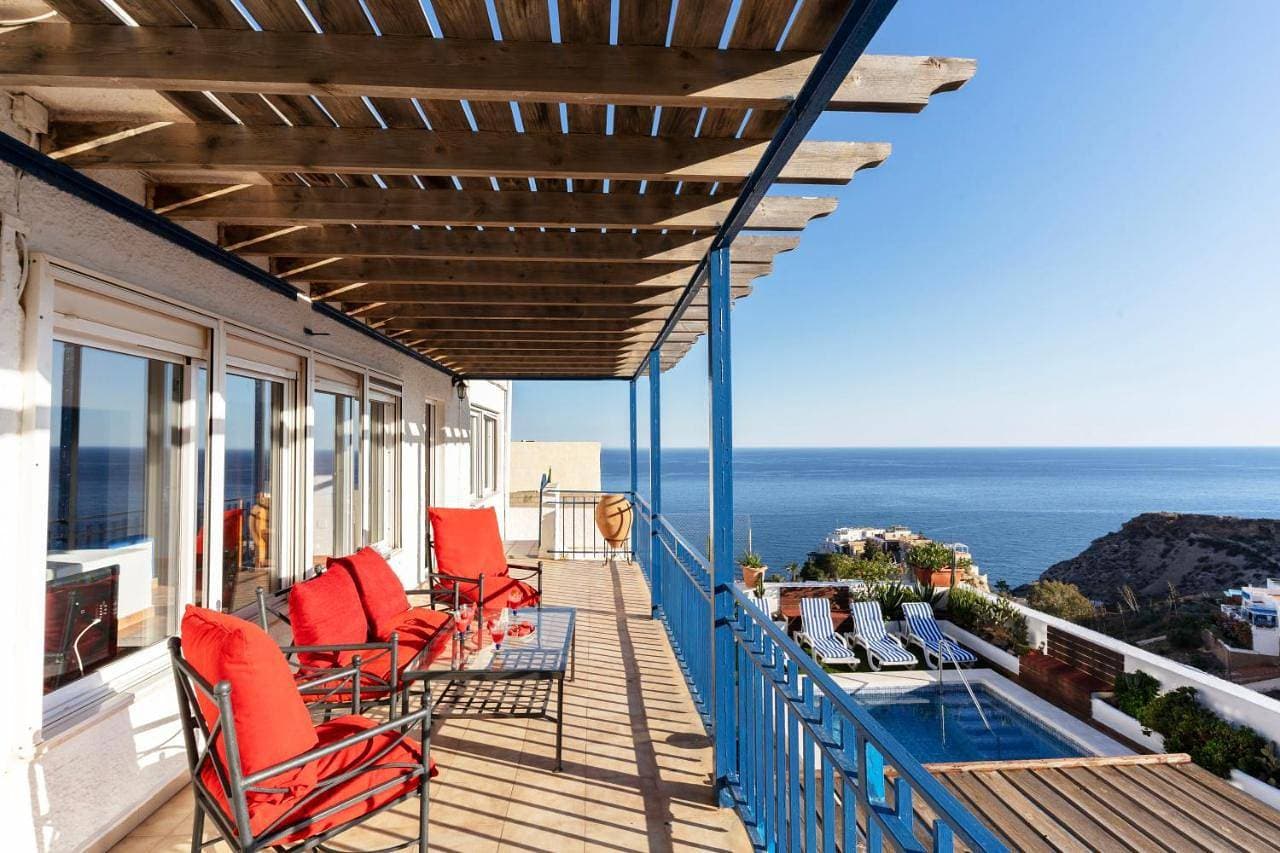 Blue House I Pool I Art I BBQ I Peace I Relax 1