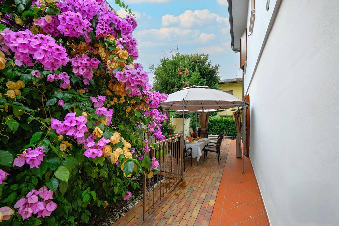 Foto 6 von 31: Desenzanoloft Garden and Pool